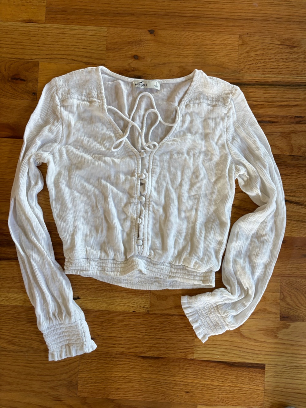 Cute Hollister, white blouse